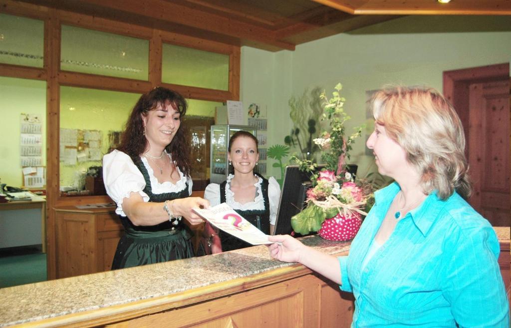 Hotel Am Kofel - Gesundheitszentrum Oberammergau Ngoại thất bức ảnh